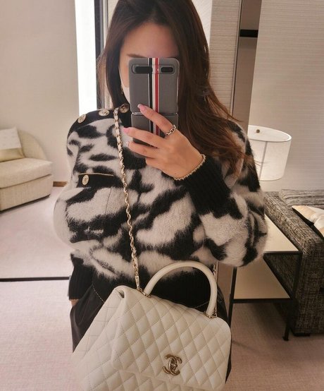 Uelee sexy pornstar pictures