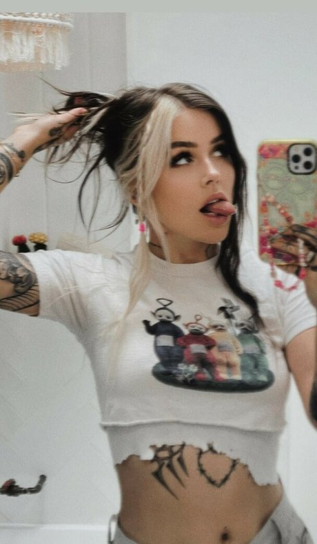 CrayCraysounds nudes model gallery