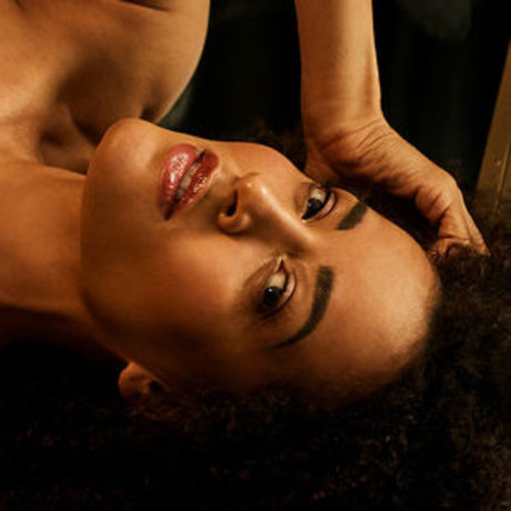 Alexandra Ndolo nude actress photo