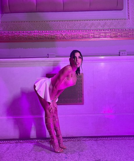 izzy svmmer model hd photos