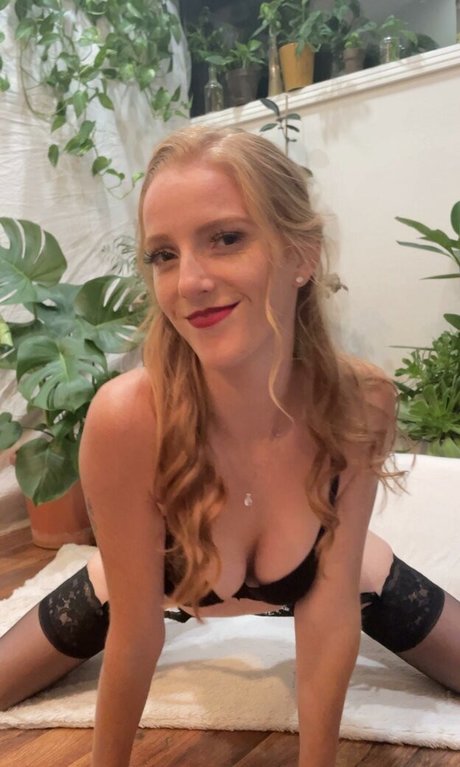 lovelylittlegigi actress galleries