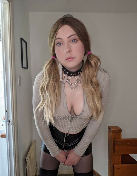 Pony CD adult actress archive