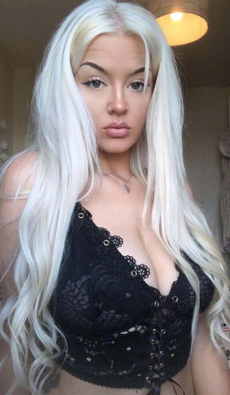 Xcandylashes pornstar xxx gallery