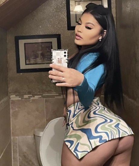 Nattbabe pornstar photo