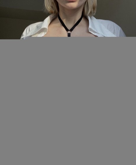 lesbian feet onlyfans pretty picture