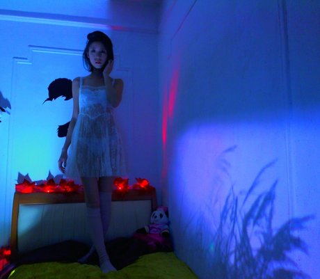 Joeykim star erotic photo