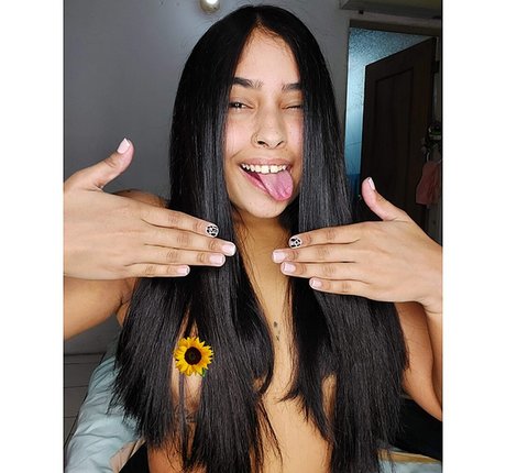 sex teen onlyfans nude photo