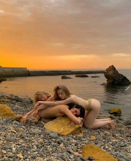 Valeria Shashenok nude thumbnail