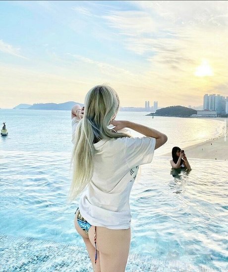 Vely mom perfect star photo