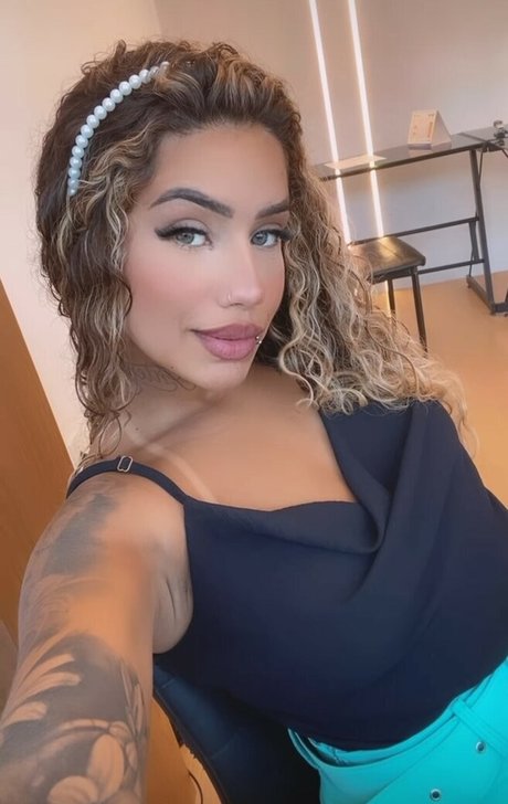 Muito Linda pornstar sex galleries