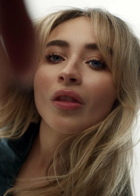 glasses onlyfans sexy pictures