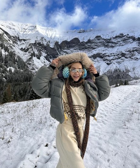 russian mom onlyfans beautiful naked photo