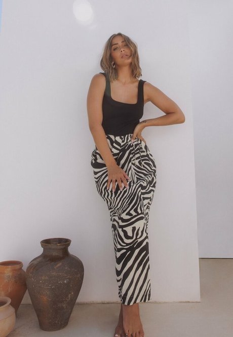 talk onlyfans pornographic pictures