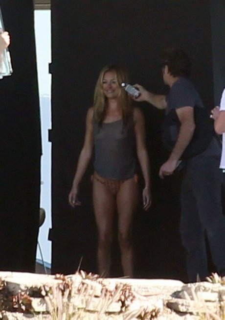 Cat Deeley free model gallery