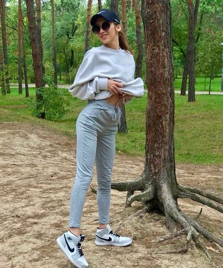 outdoor milf onlyfans adult gallery