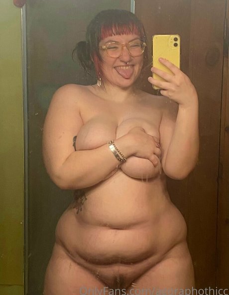 agoraphothicc star art gallery