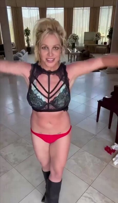 young asian onlyfans sexy xxx pics