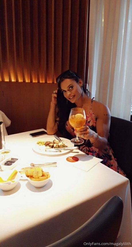 magalylilith xxx pornstar img