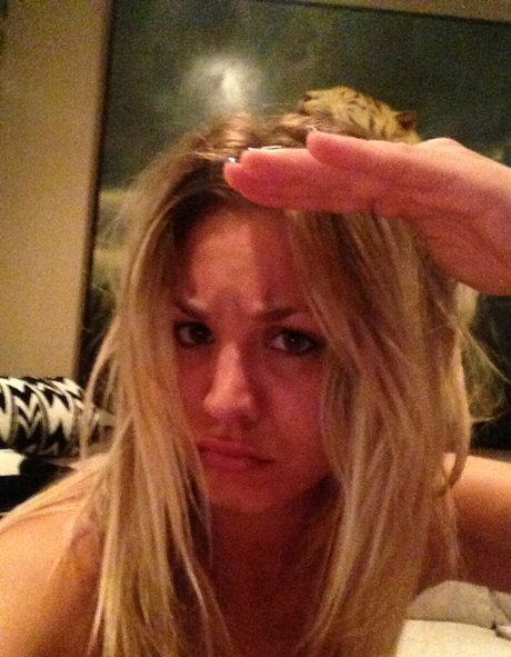Kaley Cuoco exclusive model image