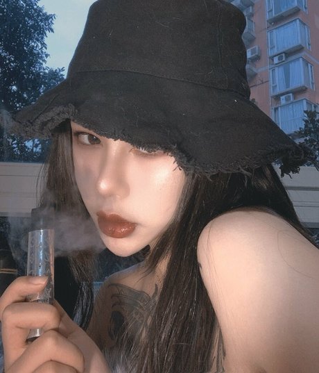 Deer white model erotic galleries