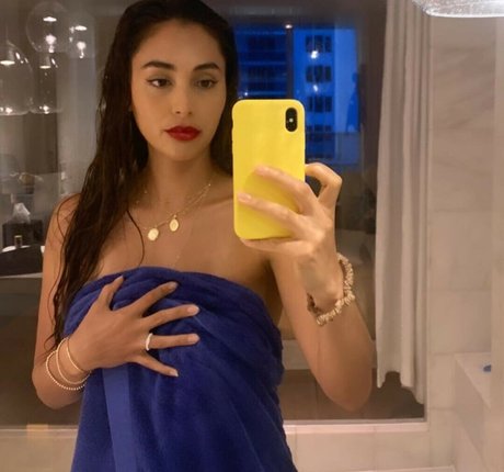 Lindsey Morgan perfect star archive