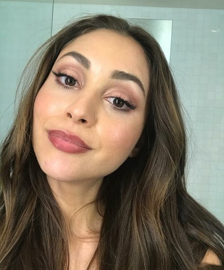 Lindsey Morgan sexy pornstar gallery