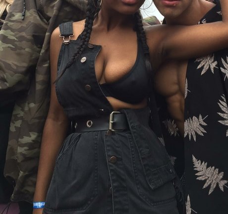 feet videos onlyfans pretty pic