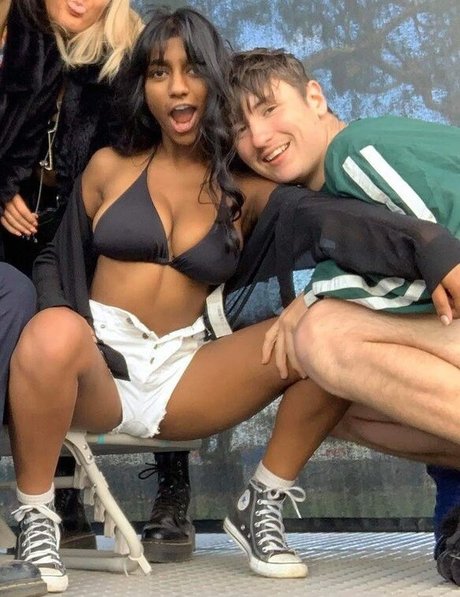 blonde fitness onlyfans art naked pic