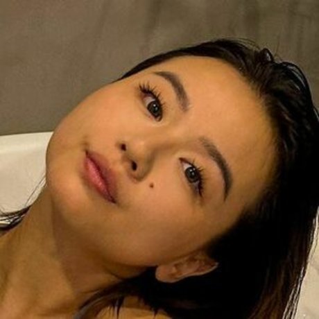 GGria star nudes photos