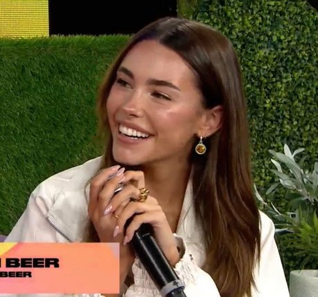 lesbian fingering onlyfans hot photo