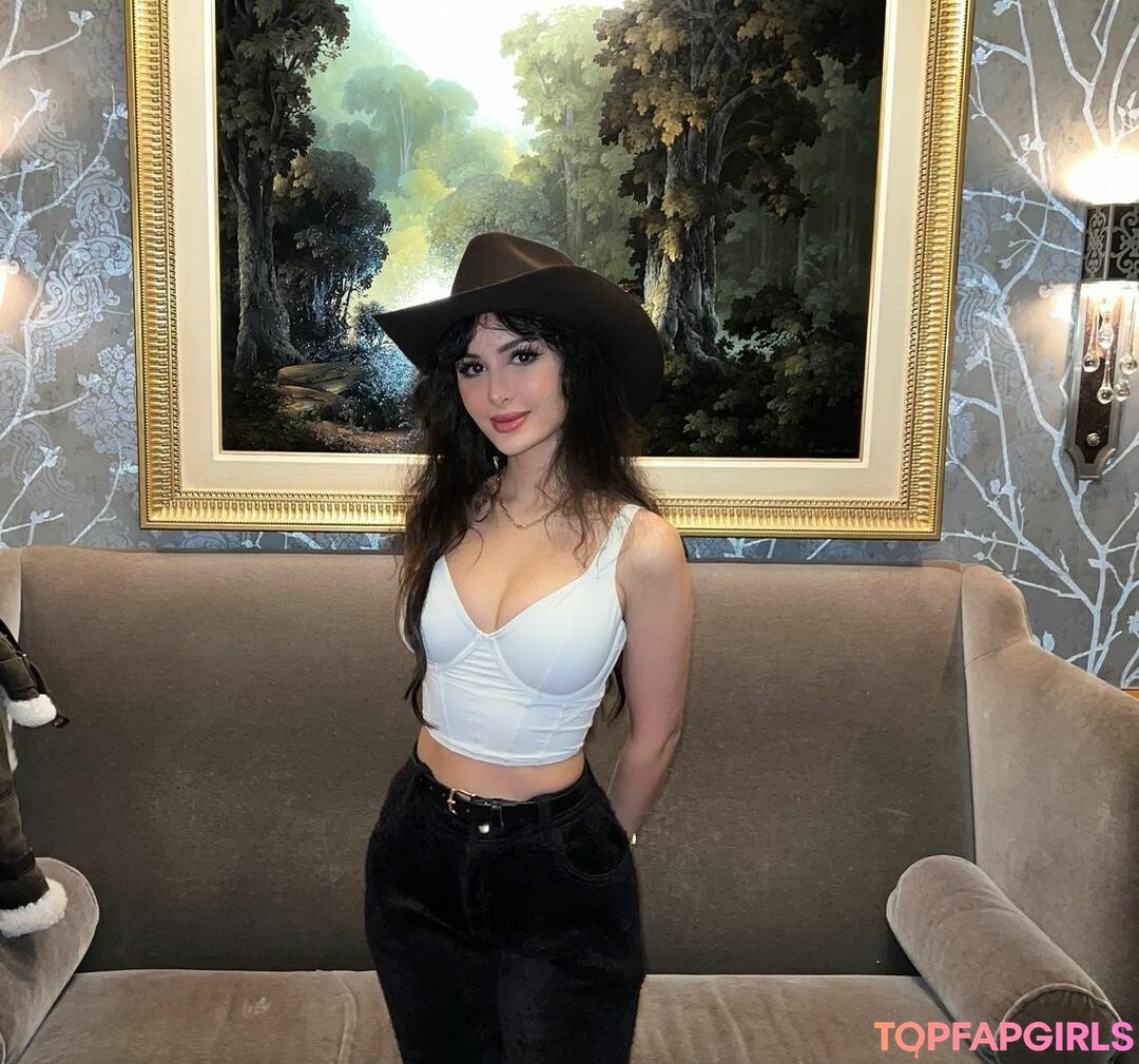 hot onlyfans sexy image