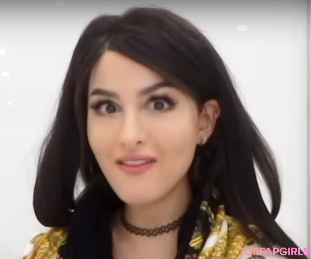 Sssniperwolf profile pic