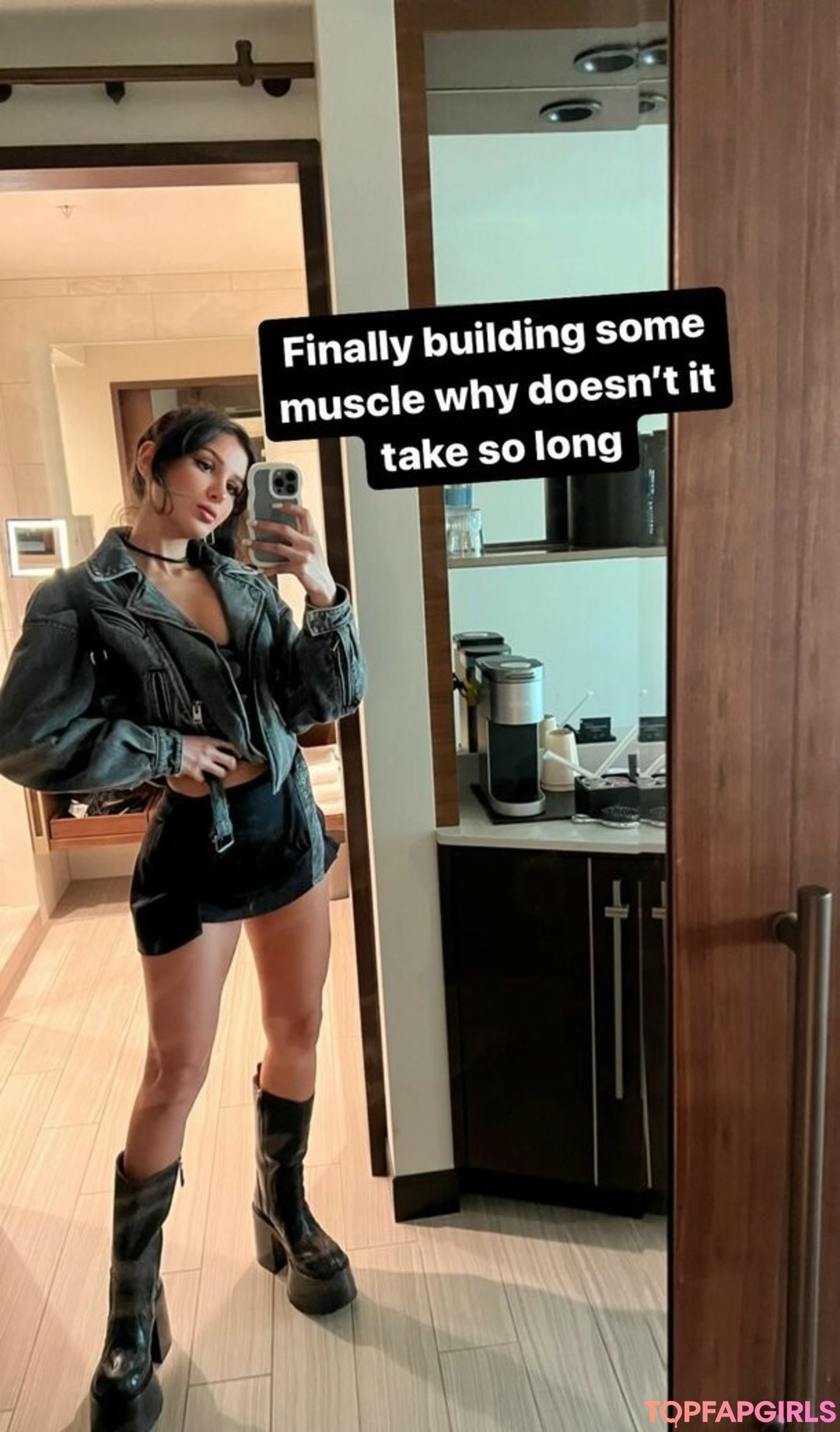 Sssniperwolf star pretty pic