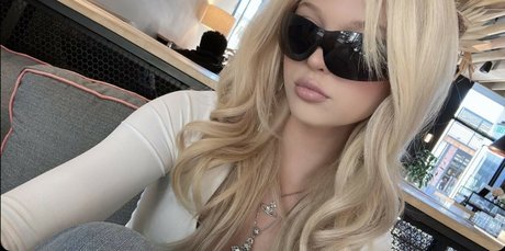 brunette milf onlyfans beautiful nude galleries