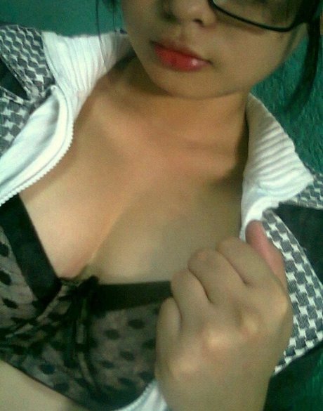 pants onlyfans hd image