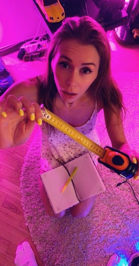 blonde fitness onlyfans hot sexy pictures