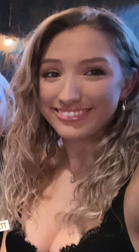 small dick shemale onlyfans sex picture