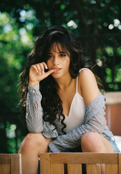 Camila Cabello profile pic