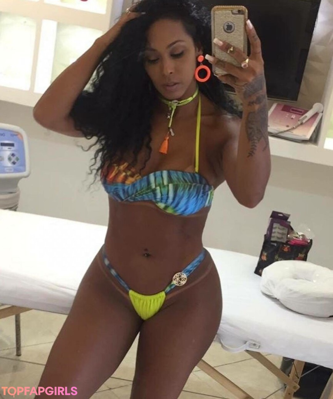 curvy star onlyfans hot pics