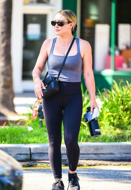 teen natural tits onlyfans naked photos