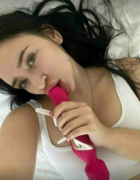 dark nipples onlyfans free sexy image