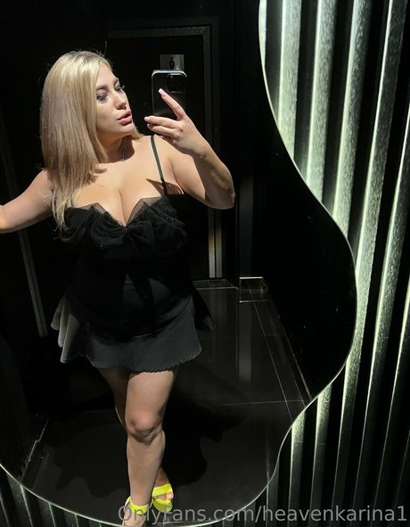 heavenkarina1 hot pornstar pics