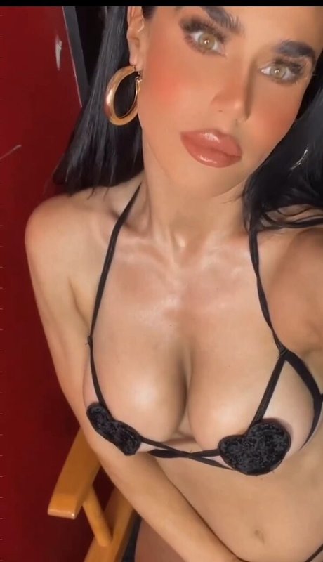 fisting onlyfans free naked photo