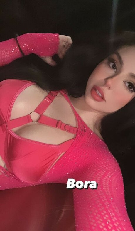 MC Bella Angel art model img