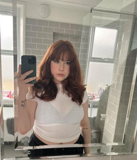 Gemothy pornstar nude picture