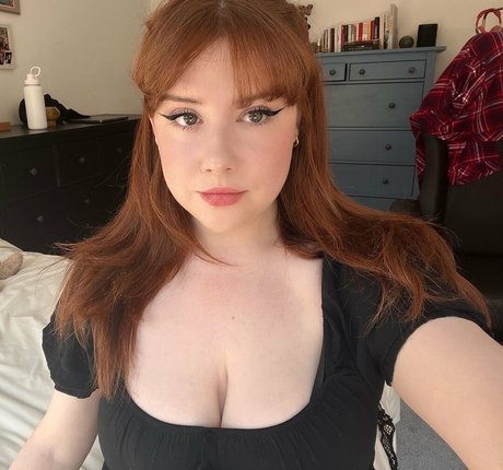 Gemothy pretty actress img