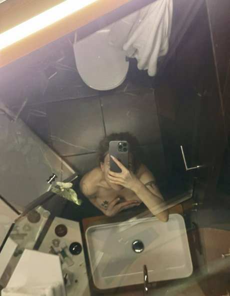 Sorabi art actress pics