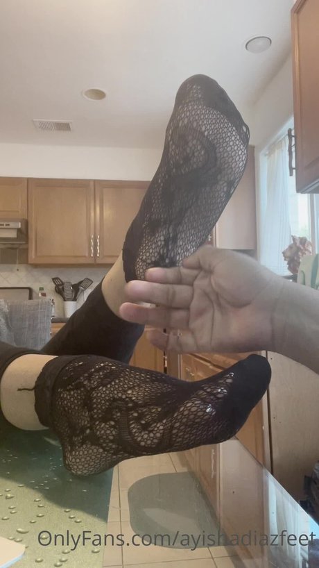 Ayisha Diaz star naked picture