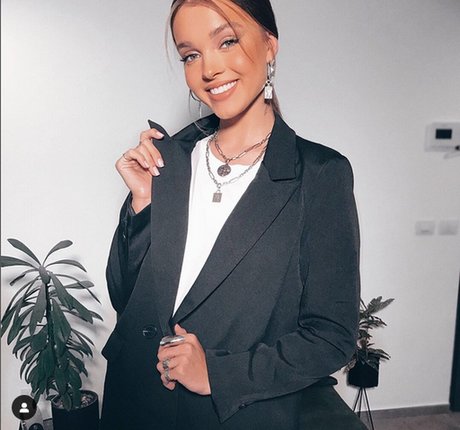 milf strip onlyfans art porn gallery