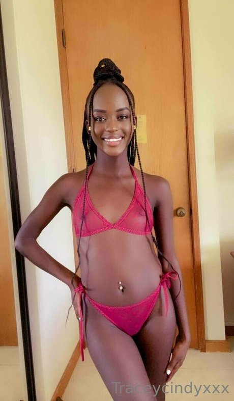 tastytracey18 naked actress image